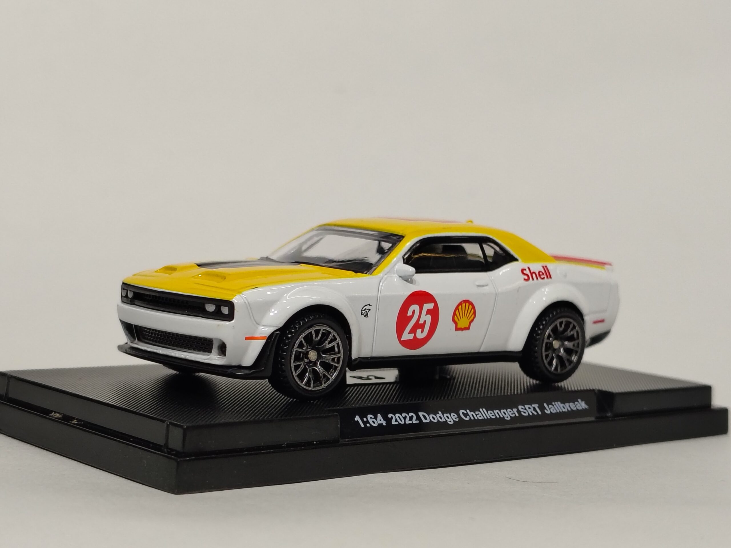 dodge challenger srt jailbreak 2022 1:64 scale