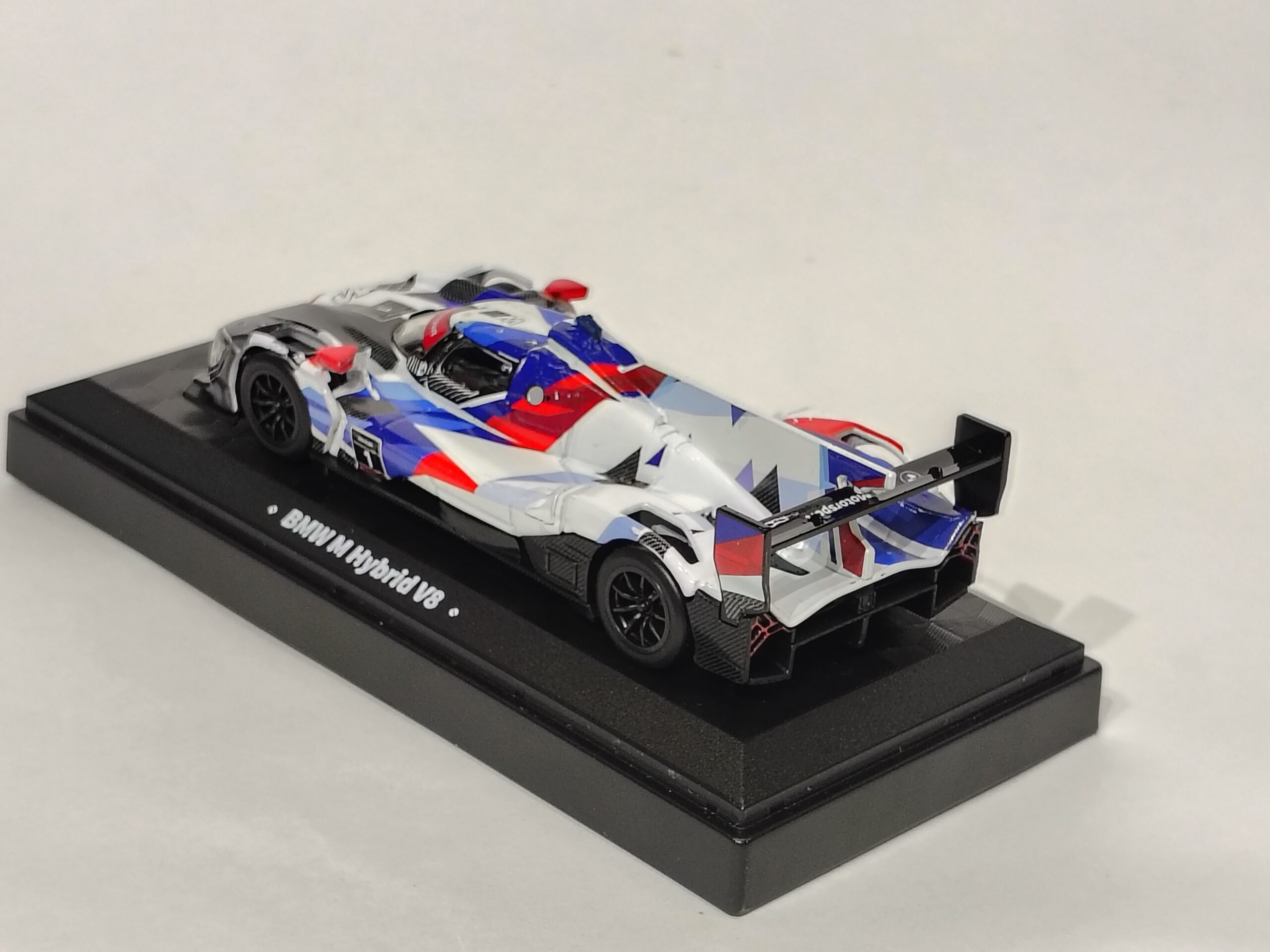 bmw m hybrid v8 1:45 scale