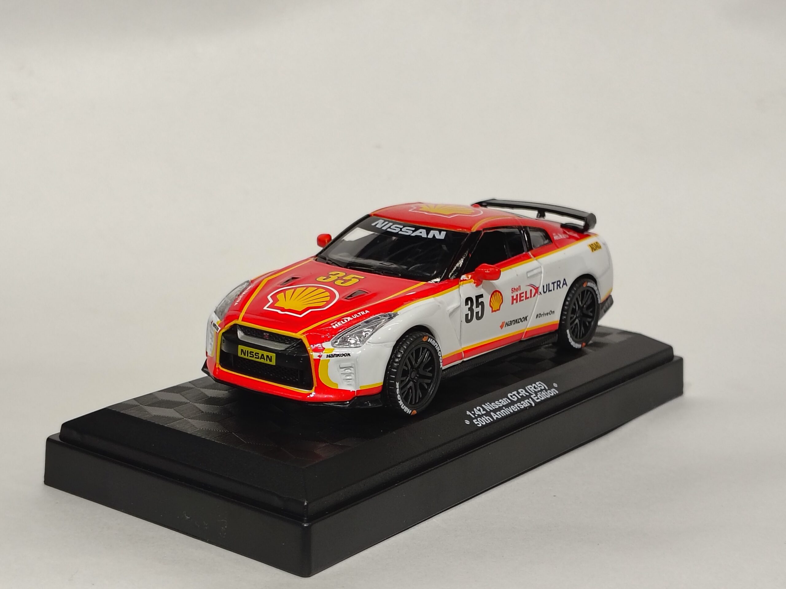 nissan gt r (r35) 1:42 scale