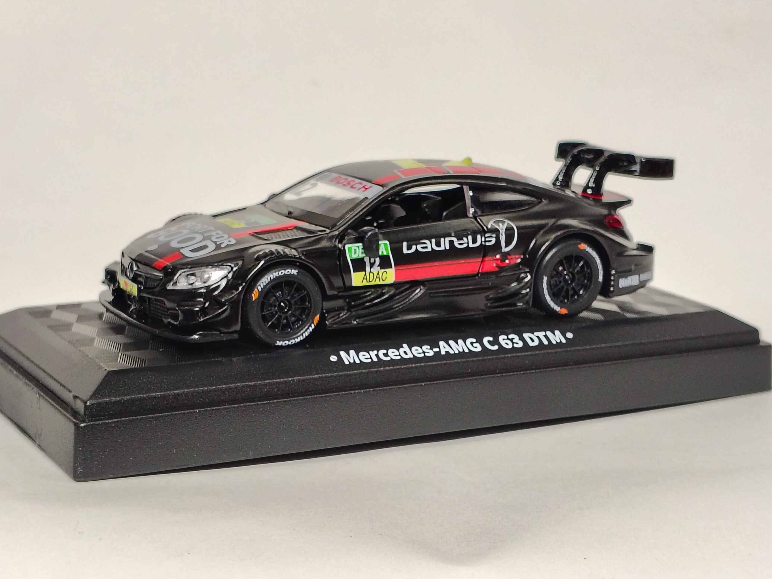 mercedes amg c63 dtm 1:43