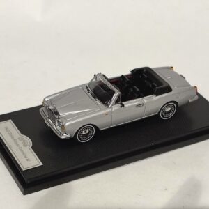 1993 rolls royce corniche iv 1:64 scale