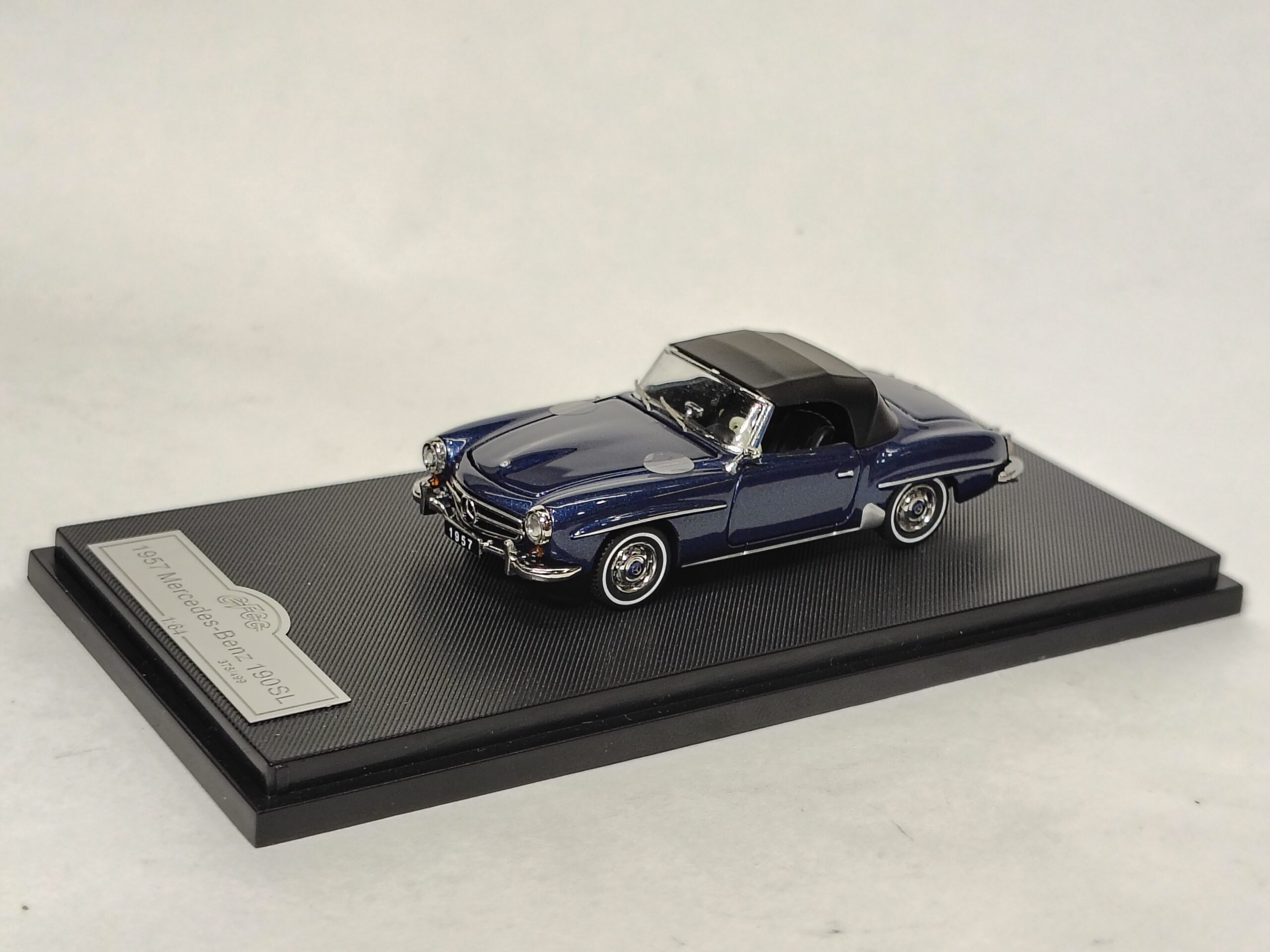 1960 ferrari 250 california swb 1:64 scale