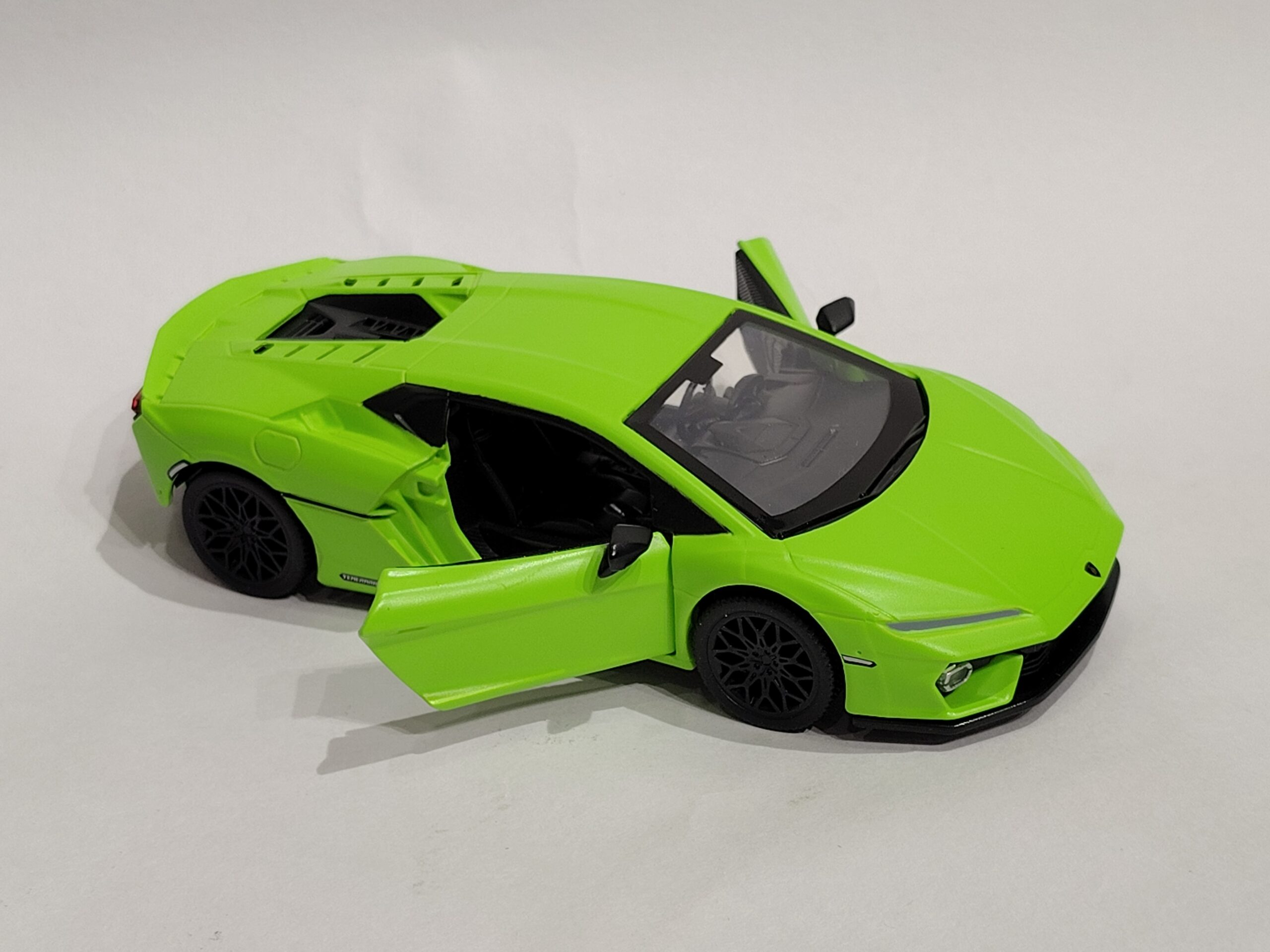 Lamborghini Revuelto 1:32 - Image 3