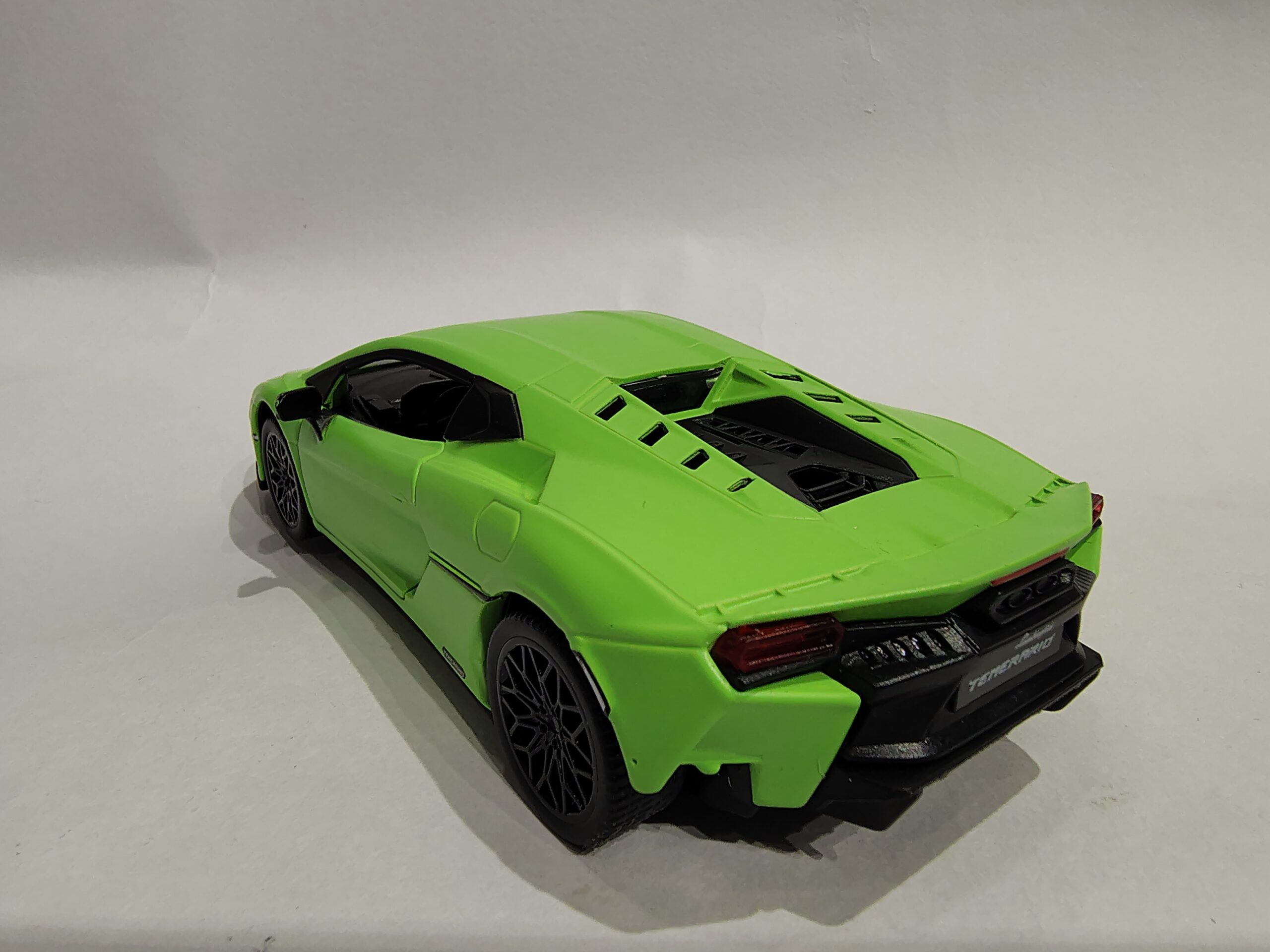 Lamborghini Revuelto 1:32 - Image 4