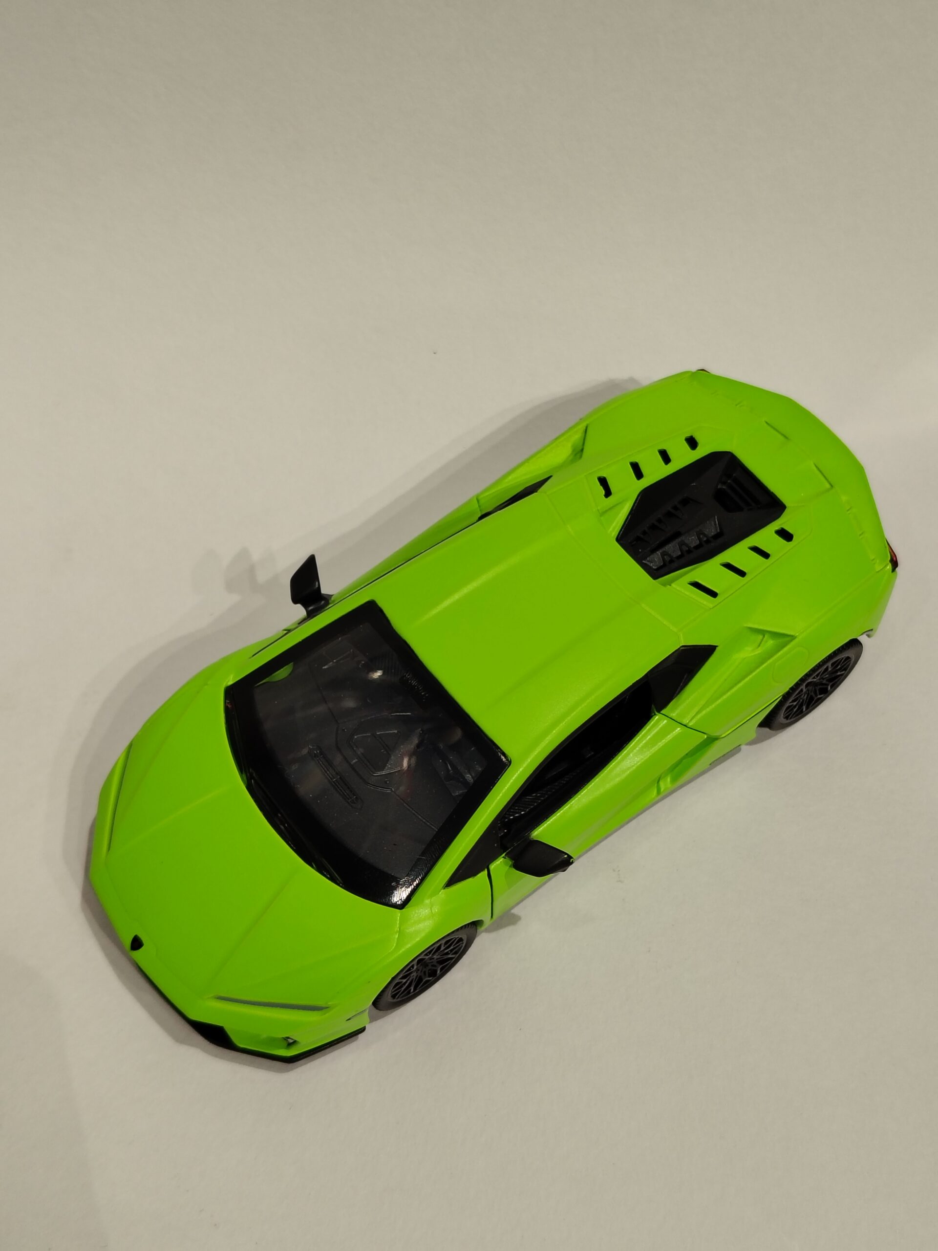 Lamborghini Revuelto 1:32 - Image 5