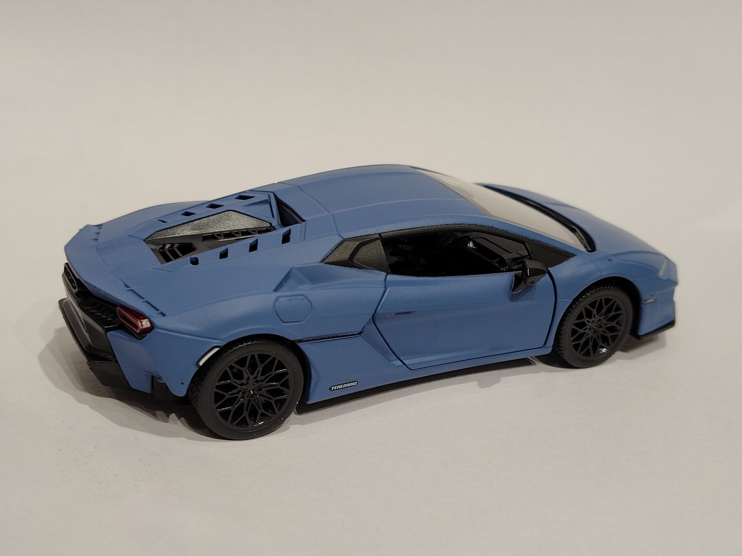 Lamborghini Revuelto 1:32 - Image 2