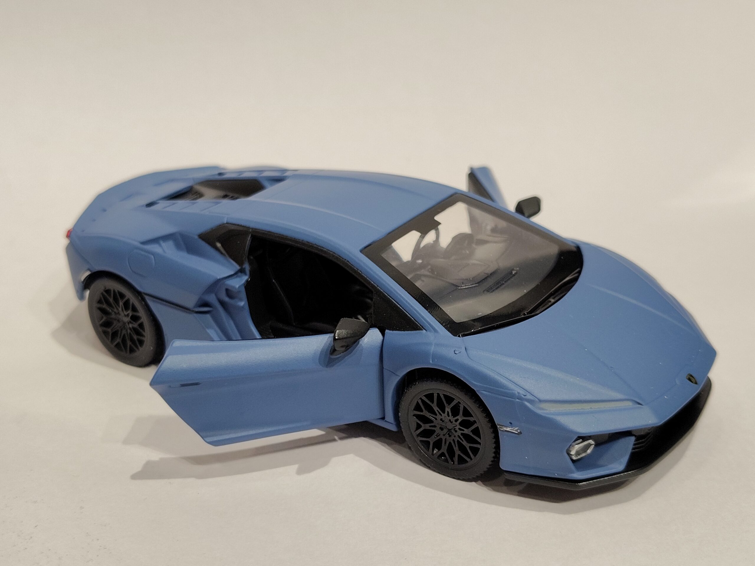 Lamborghini Revuelto 1:32 - Image 3
