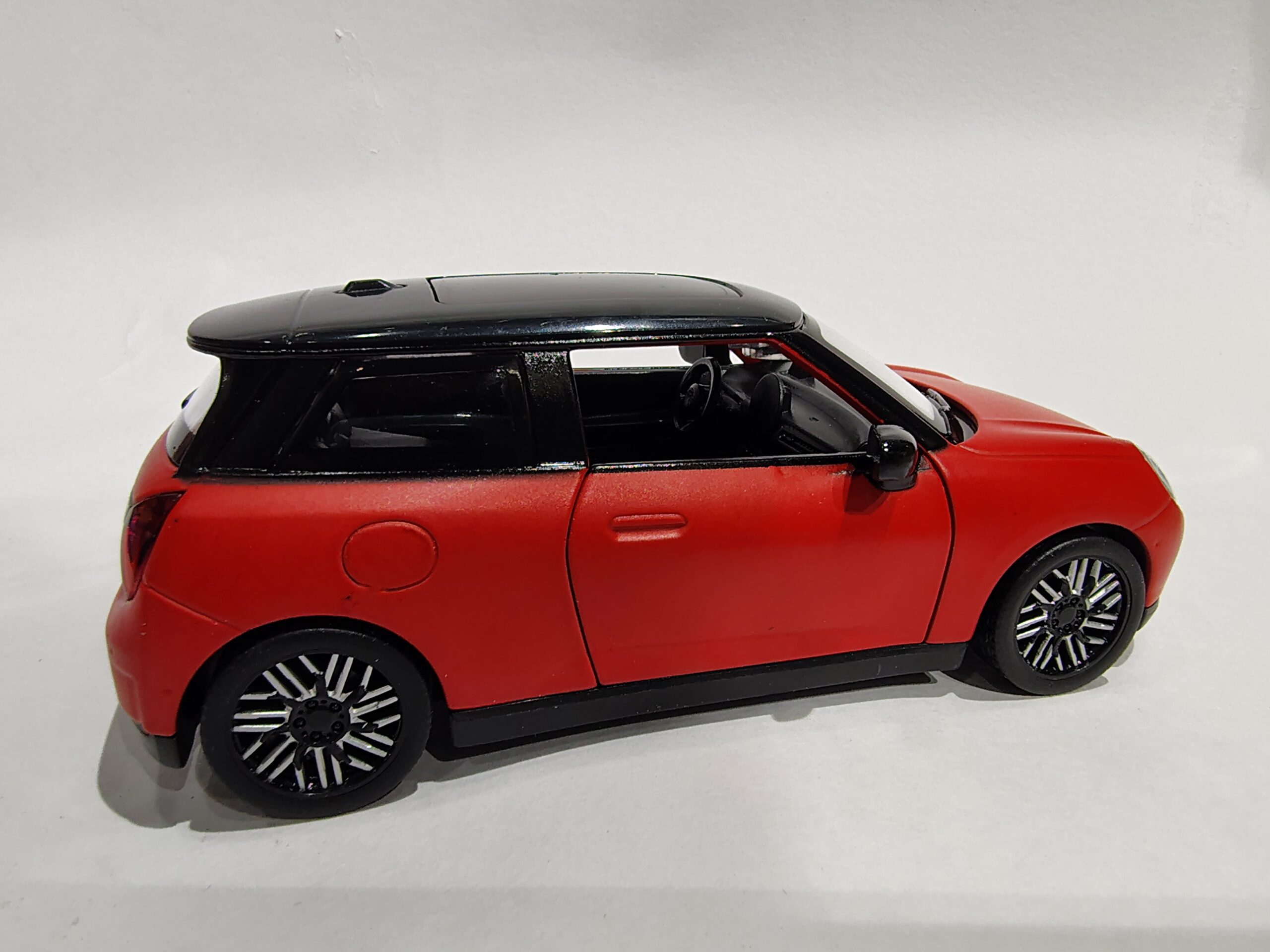 MINI Cooper S 1:28 - Image 5