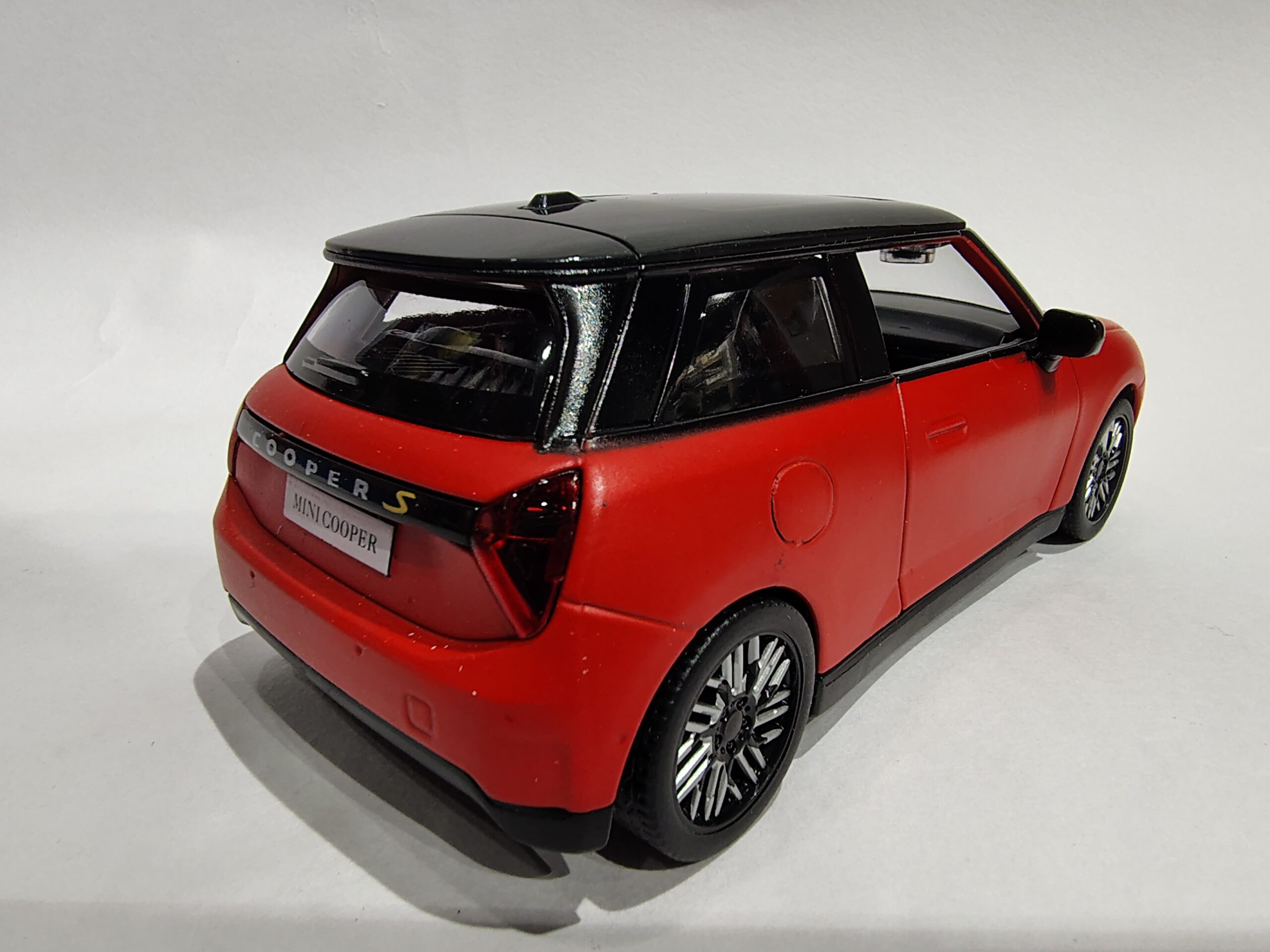 MINI Cooper S 1:28 - Image 6