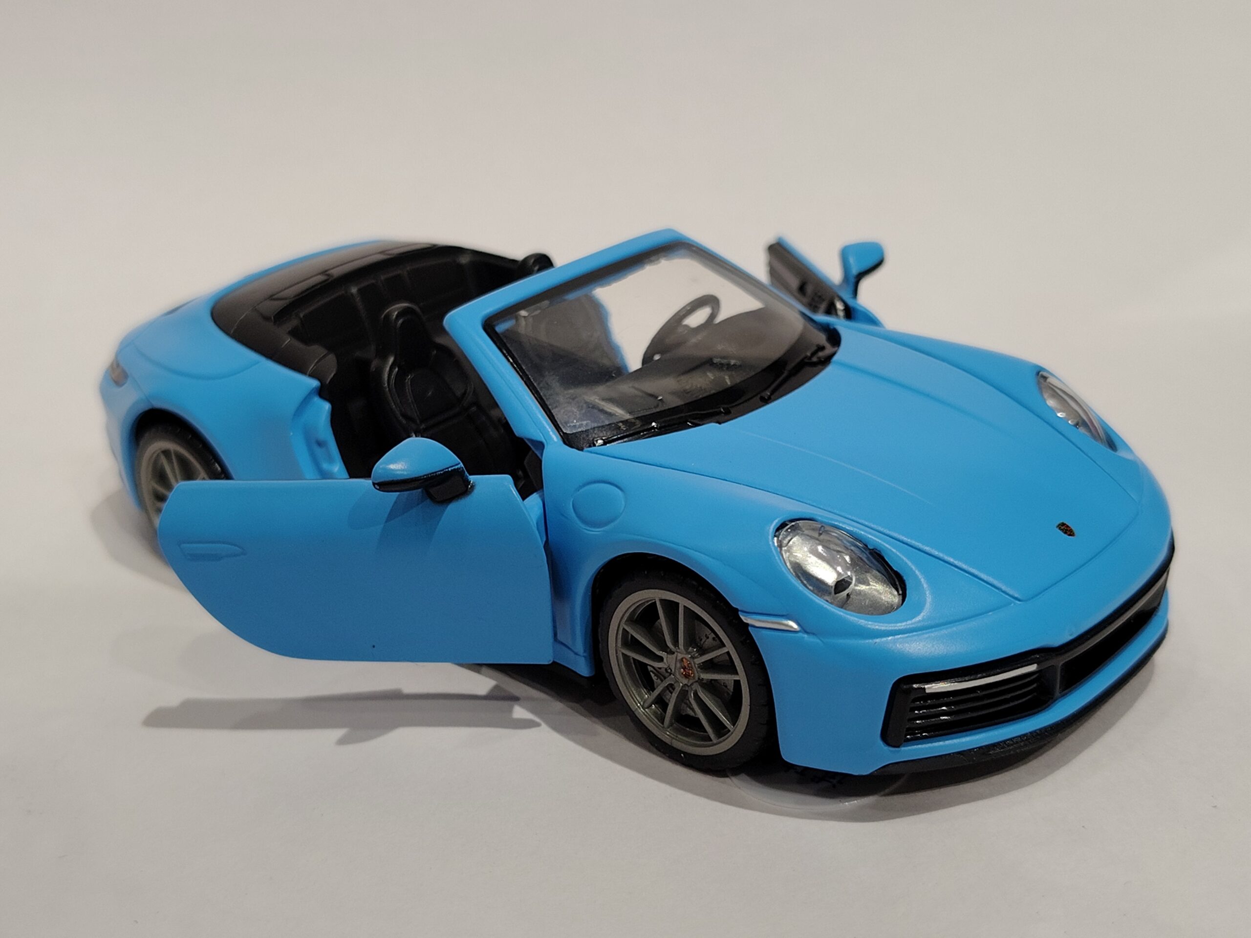 Porsche 911 Carrera Cabriolet 1:32 - Image 7