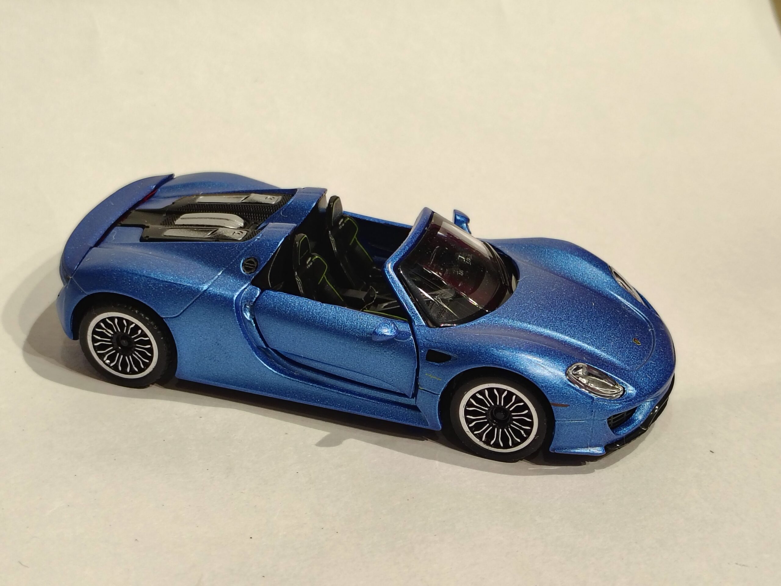 Porsche 918 Spyder 1:41