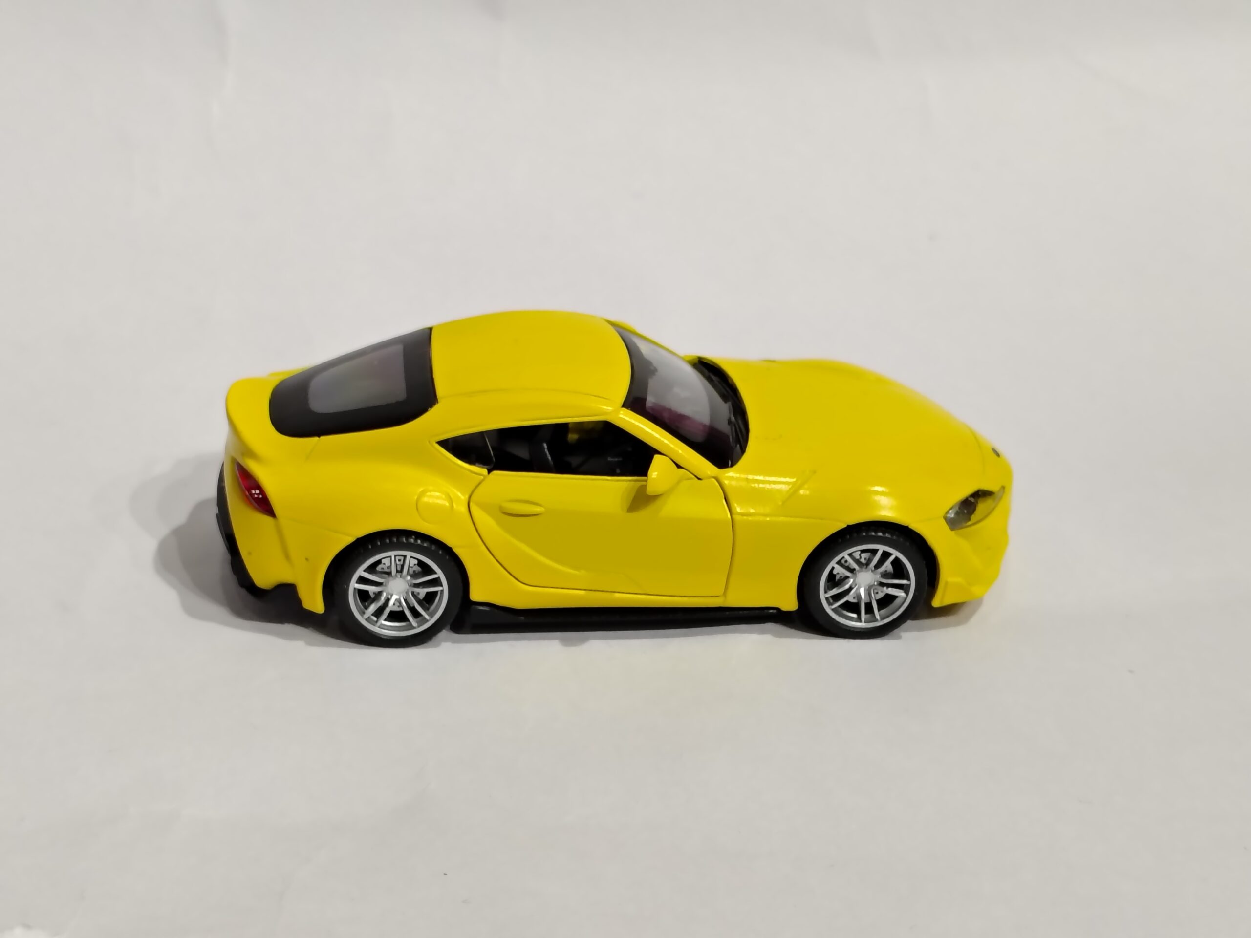 Toyota GR Supra 2021 1:38 - Image 2
