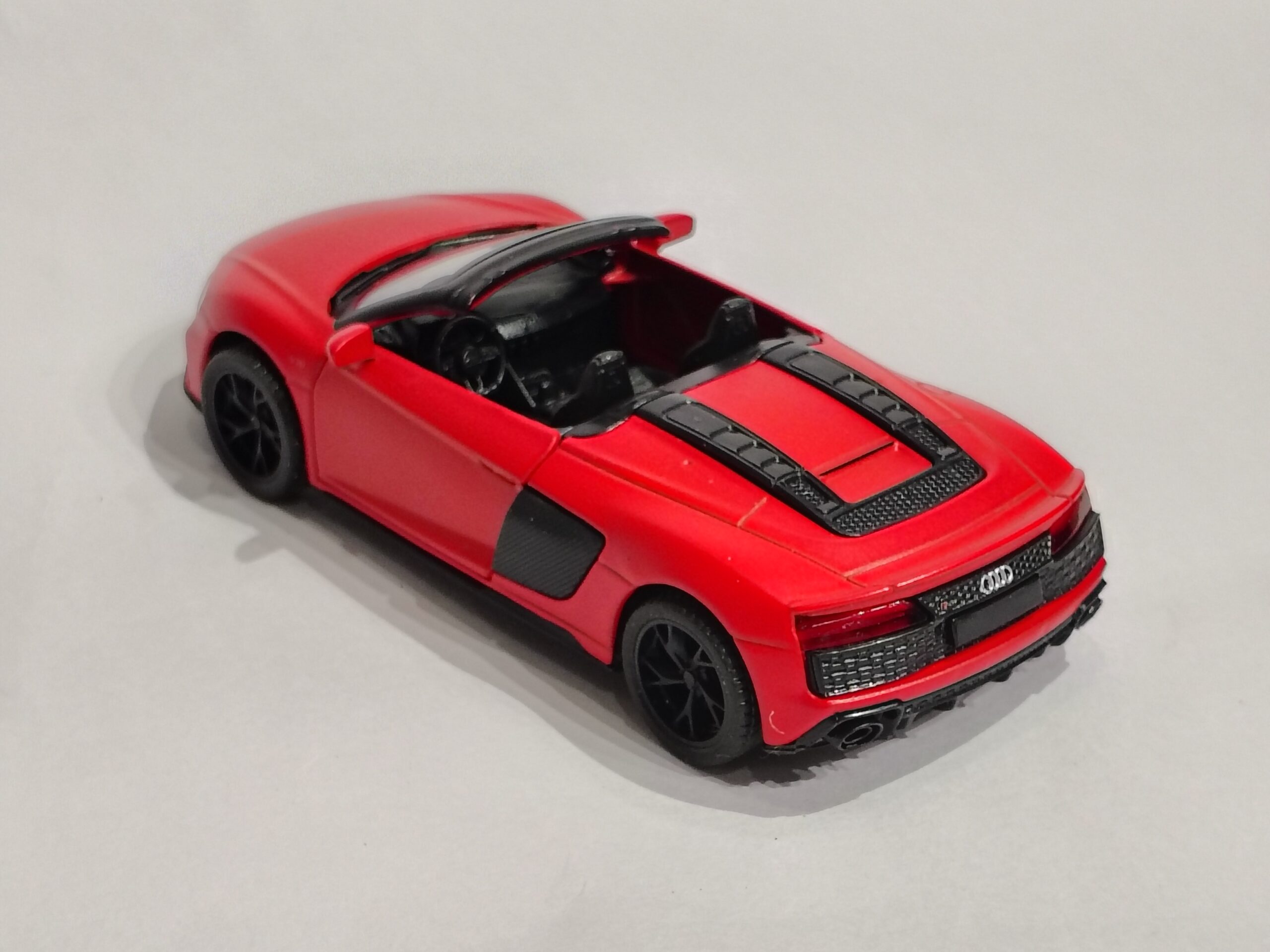 Audi R8 V10 Spyder 1:39 - Image 3