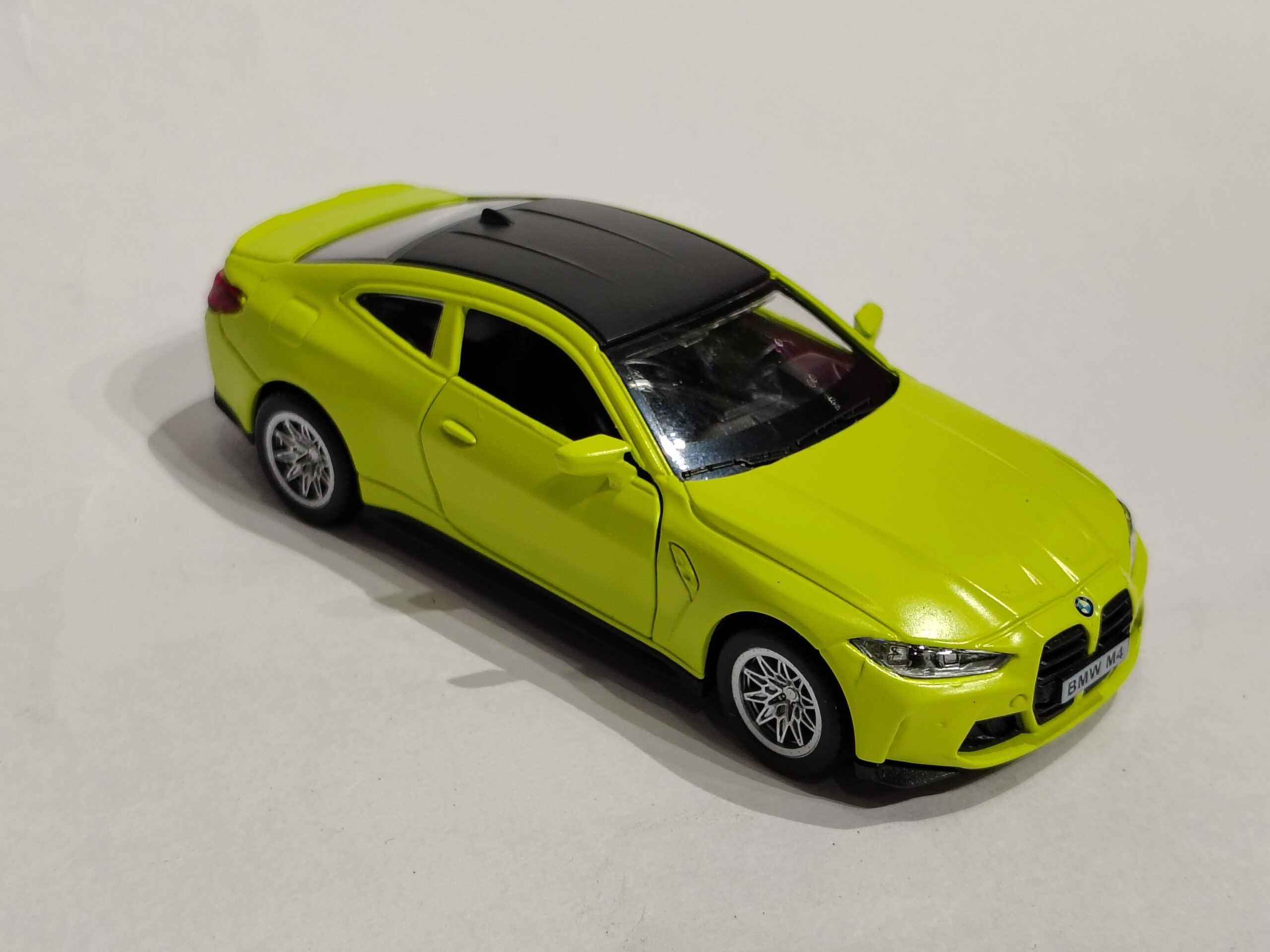 BMW M4 Coupe 1:42 - Image 2