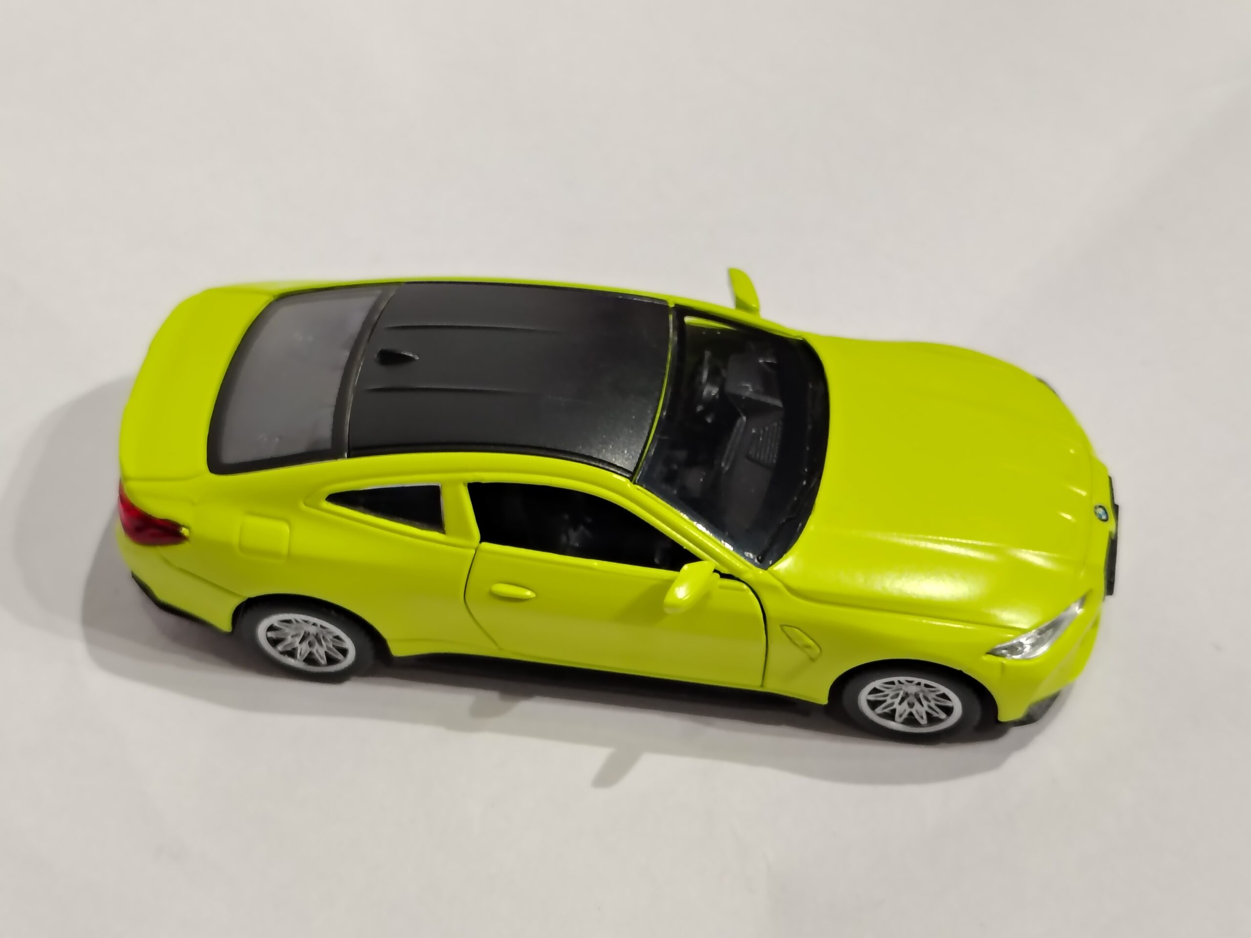 BMW M4 Coupe 1:42 - Image 5