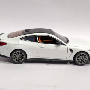 BMW M4 Coupe 1:24