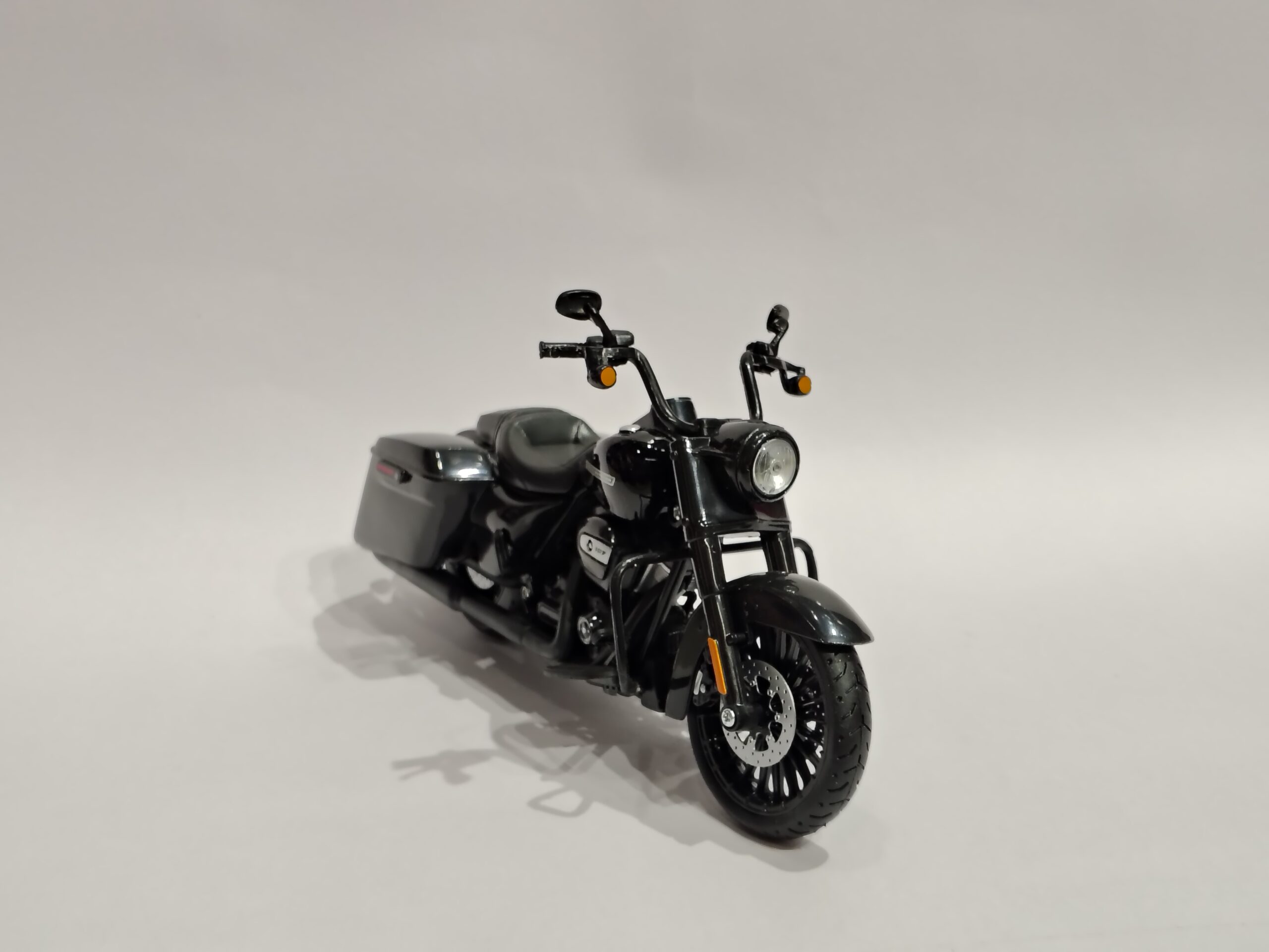Harley-Davidson Road King Special Bike - Image 2