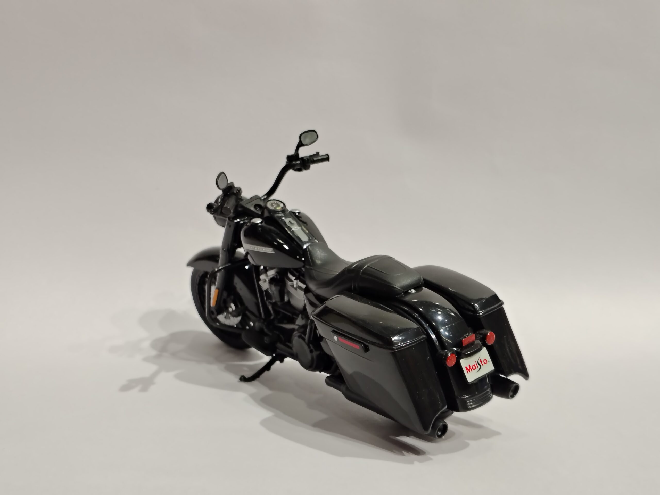Harley-Davidson Road King Special Bike - Image 3