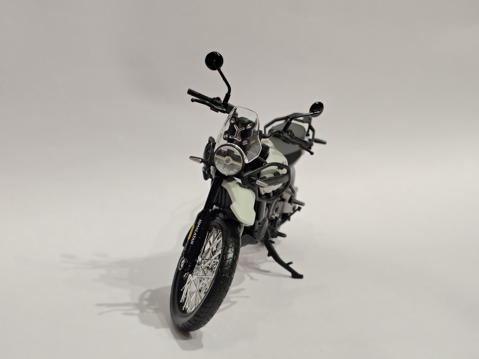 Royal Enfield Himalayan Bike - Image 2