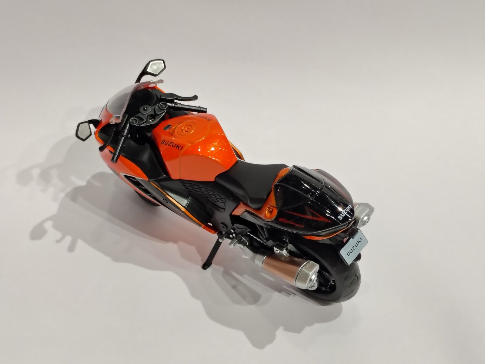 Suzuki GSX1300R Hayabusa Bike - Image 4
