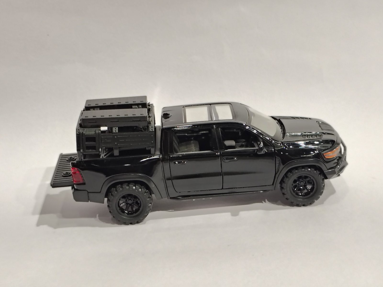 RAM 1500 TRX crew cab pickup truck 1:24