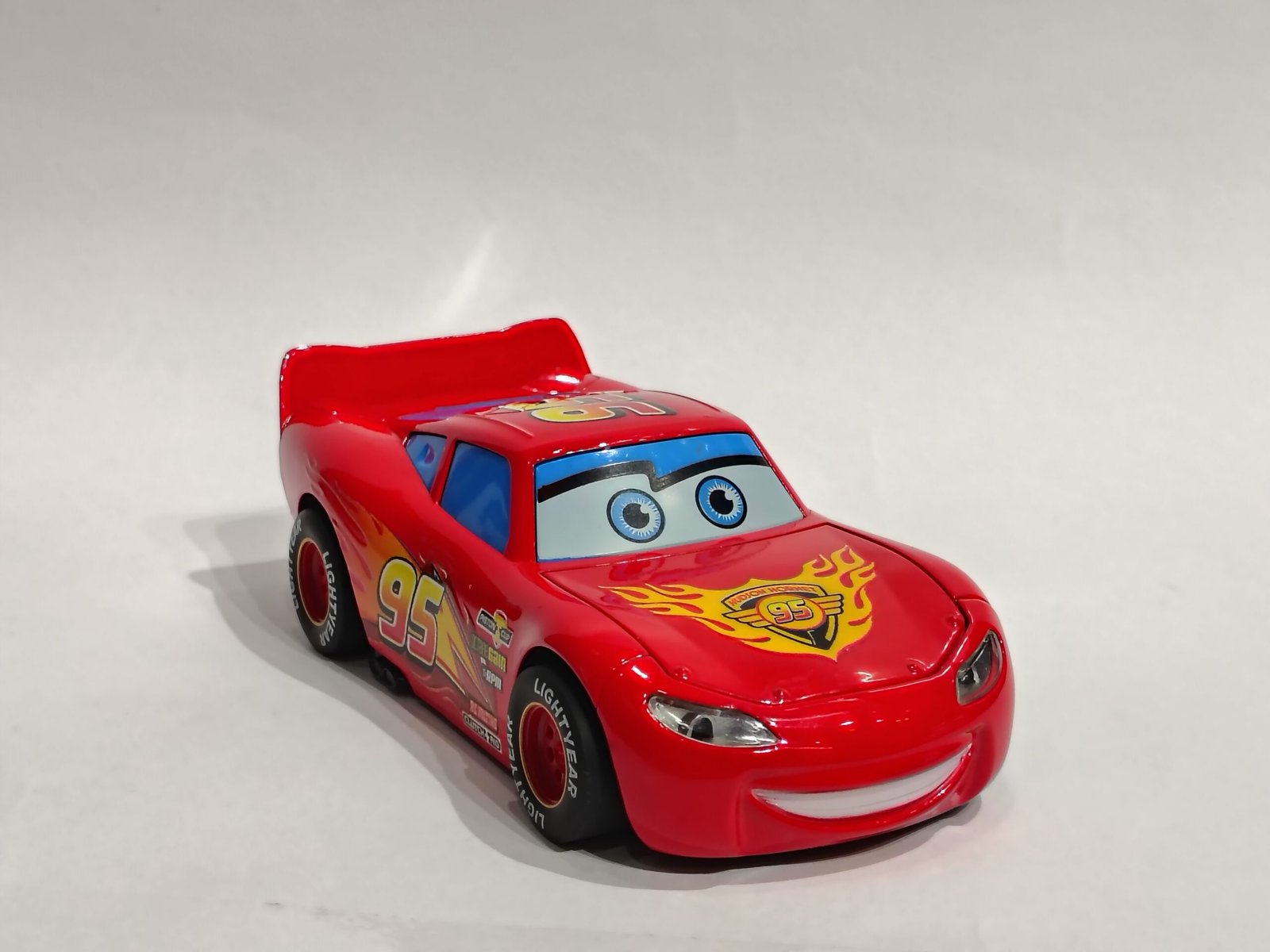 Lightning McQueen 1:24 - Image 2