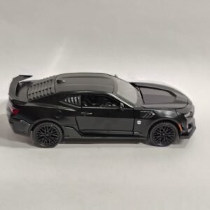 Chevrolet Camaro Bumblebee Black Edition 1:32