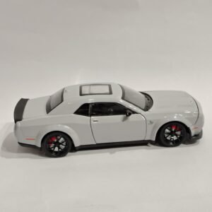 Dodge Challenger SRT Hellcat 1:24