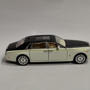 Rolls-Royce Phantom VIII 1:24