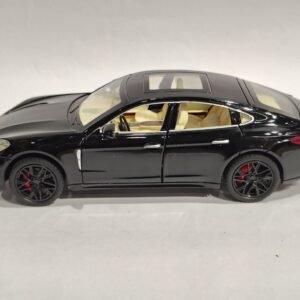 Porsche Panamera 1:24