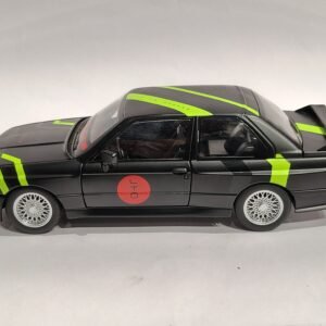 BMW M3 (E30 generation) 1:24