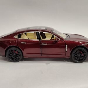 Porsche Panamera 1:24
