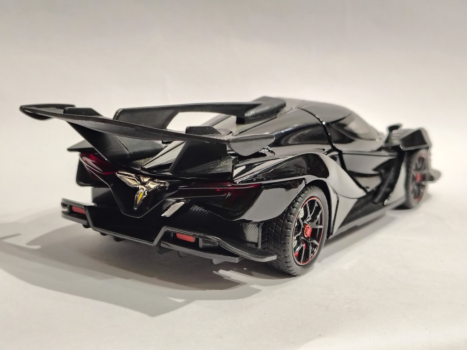 Apollo Intensa Emozione (Apollo IE) 1:24 - Image 3