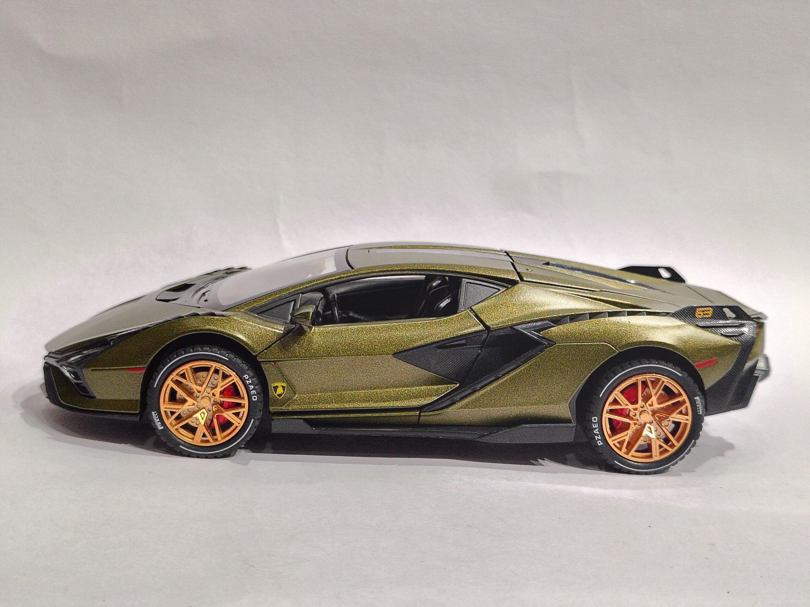 Lamborghini Sián FKP 37 1:24