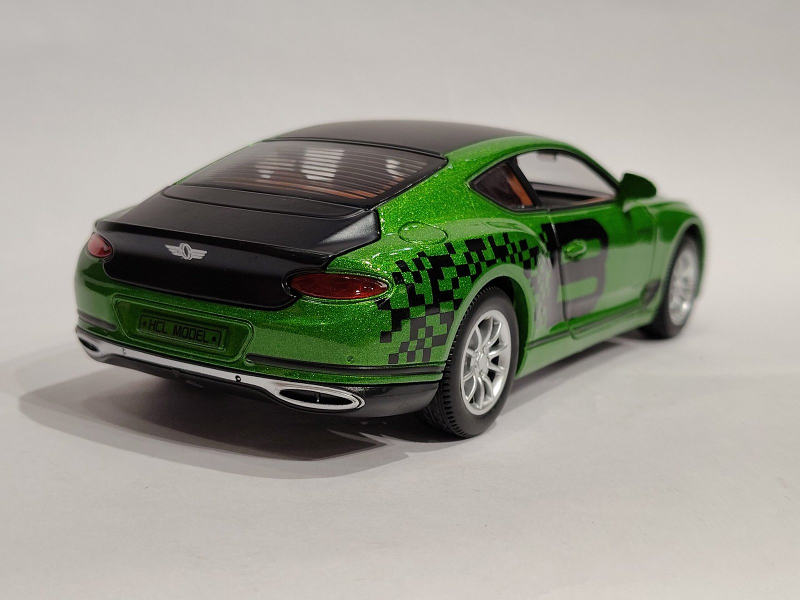 Bentley Continental GT 1:24 - Image 3