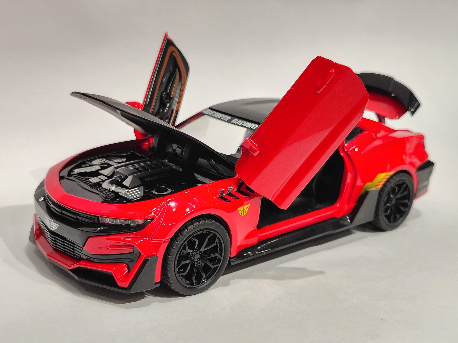 Chevrolet Camaro SS 1:24 - Image 4