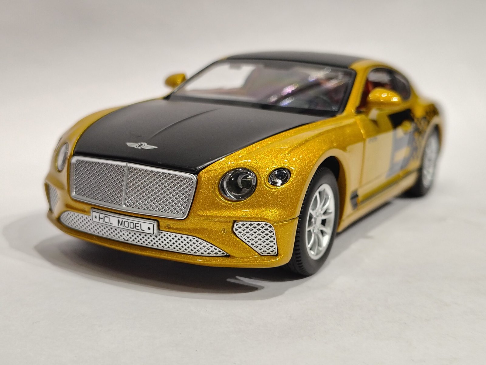 Bentley Continental GT 1:24 - Image 2