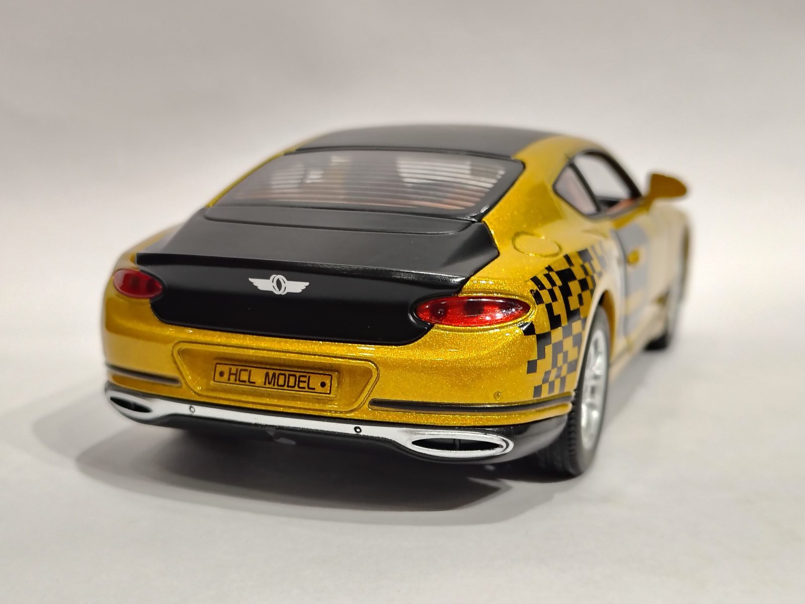 Bentley Continental GT 1:24 - Image 3