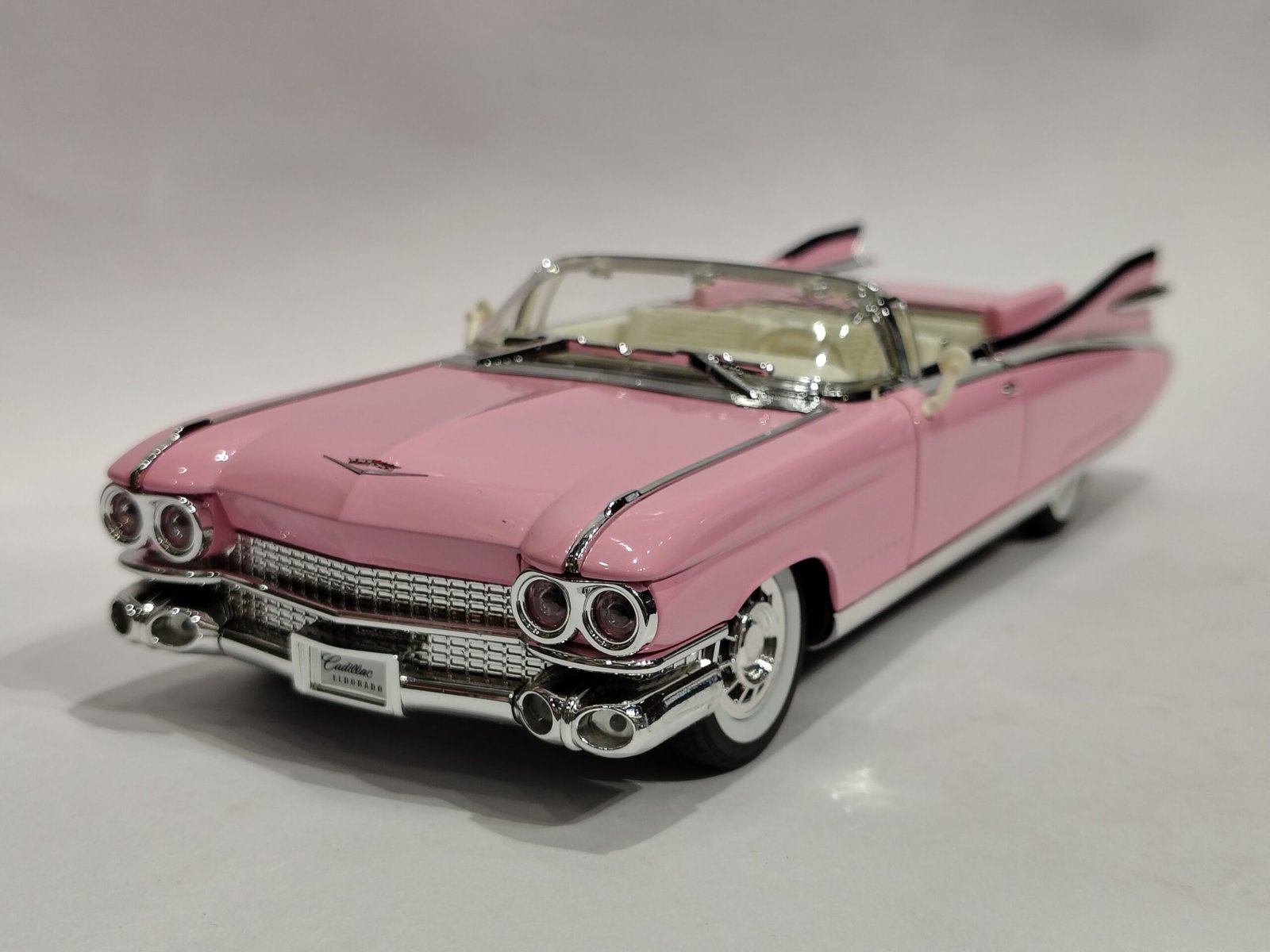 1959 Cadillac Eldorado Biarritz 1:22 - Image 2