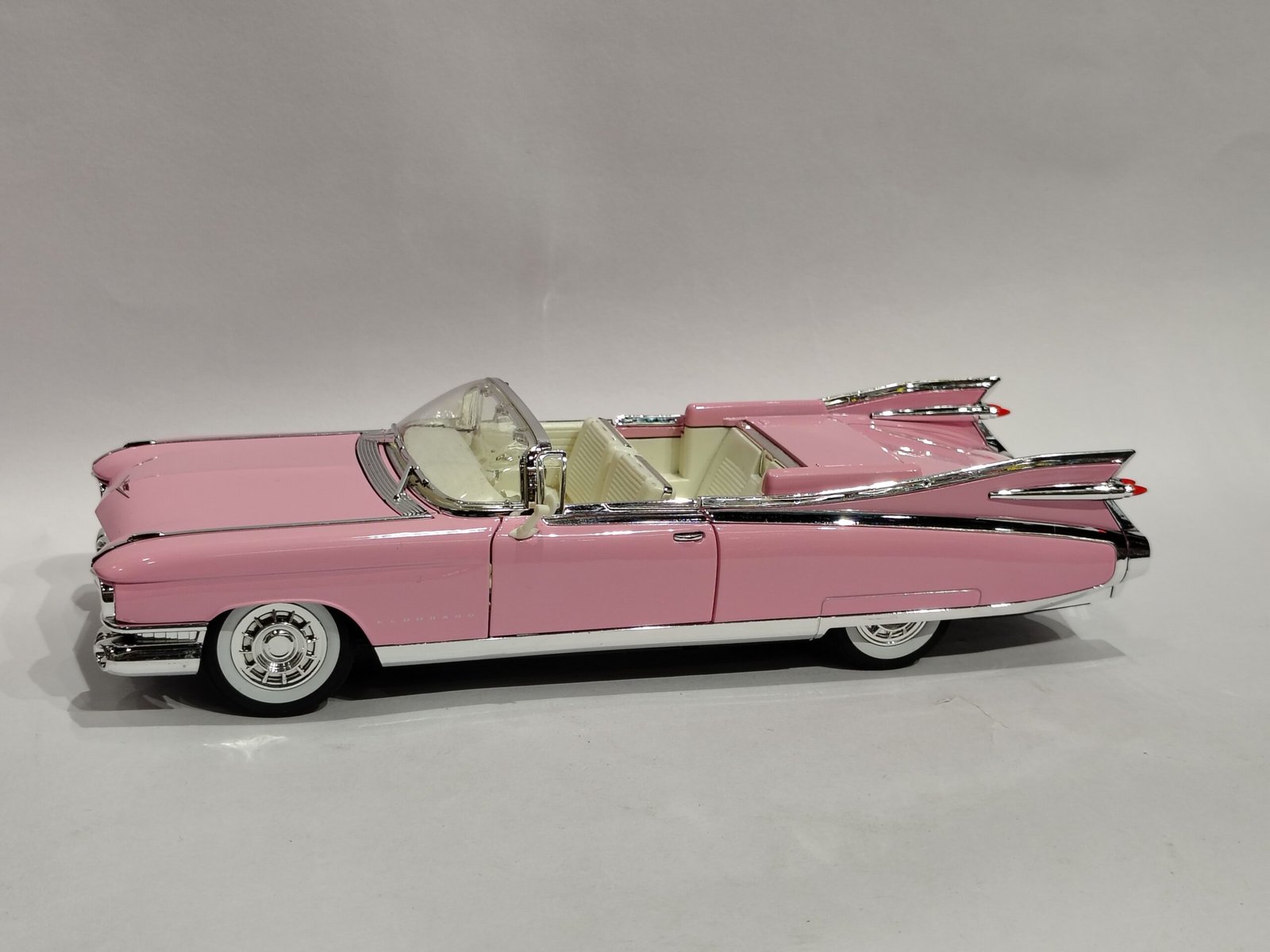 1959 Cadillac Eldorado Biarritz 1:22